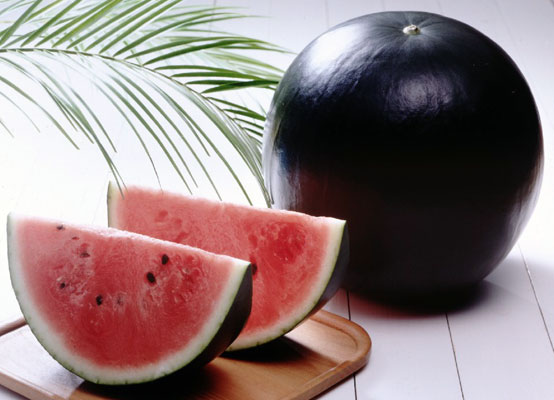 Densuke-Black-Watermelon