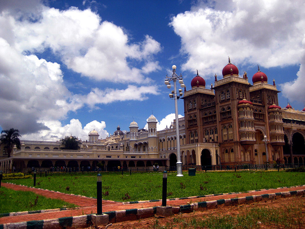 Top 5 Best Places to Visit in Karnataka During Summer - CrazyPundit.com