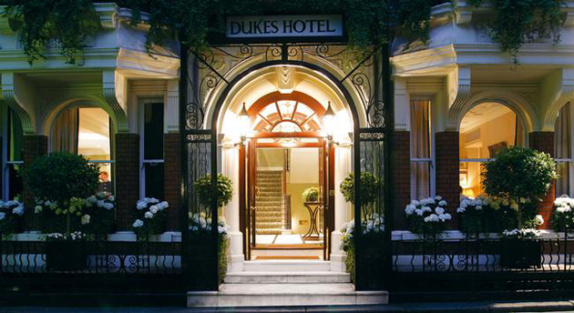 DUKES Hotel in bar, London
